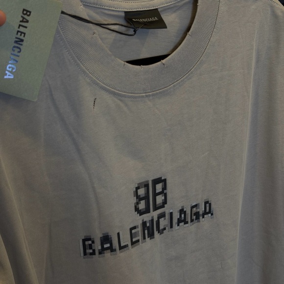 Balenciaga Beige Short Sleeve Crewneck T-Shirt with Black Logo (Oversized) - Picture 2 of 3
